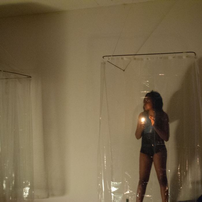 Miriro Mwandiambira, Je pensais que ça irait mieux..., 2021, travail de Master. Photo: Nicolas Vermot-Petit-Outhenin / EDHEA